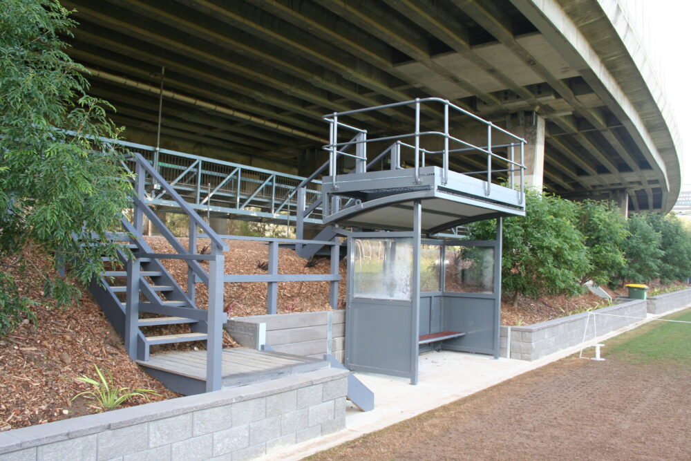 Vantage Coaches & Player Shelter