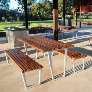 Metro Picnic Setting - Furphy Foundry 